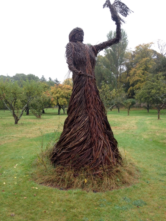 Trevor Leat's willow falconress.